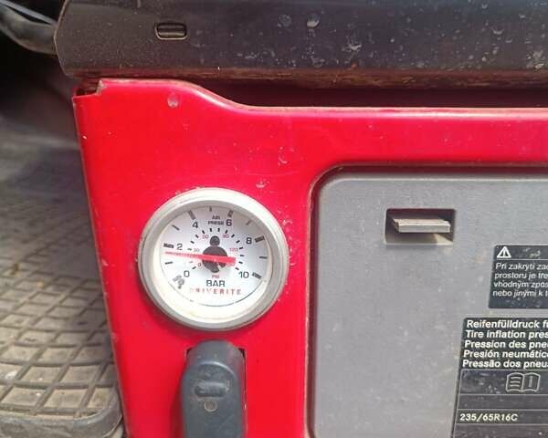 Красный Мерседес Sprinter, объемом двигателя 2.14 л и пробегом 397 тыс. км за 13200 $, фото 4 на Automoto.ua