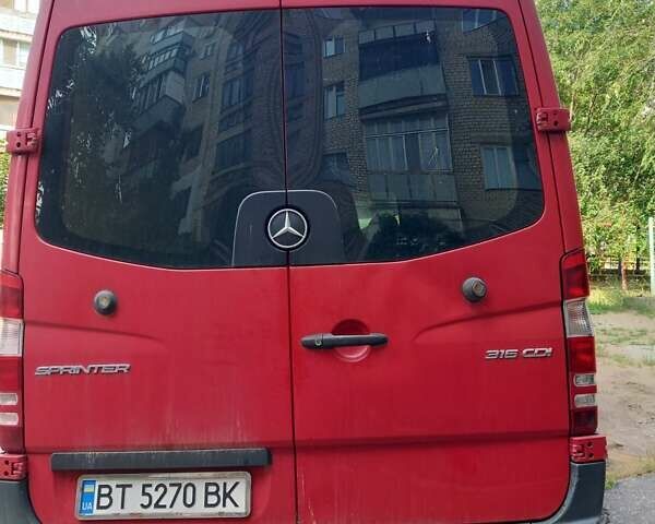Червоний Мерседес Sprinter, об'ємом двигуна 2.14 л та пробігом 185 тис. км за 16000 $, фото 4 на Automoto.ua