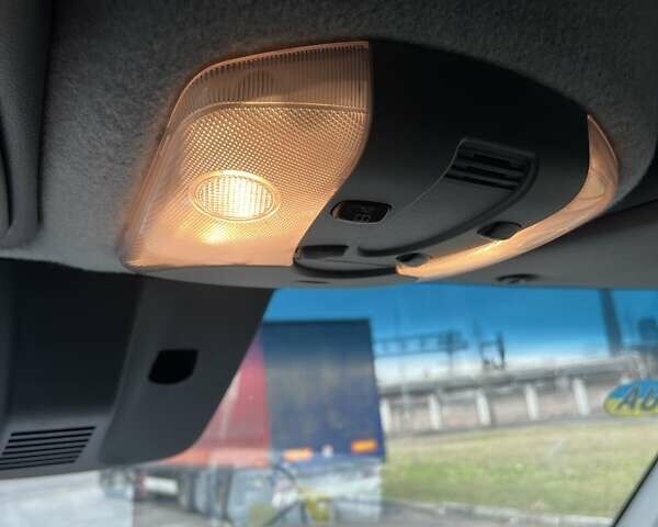 Червоний Мерседес Sprinter, об'ємом двигуна 2.1 л та пробігом 287 тис. км за 21000 $, фото 5 на Automoto.ua