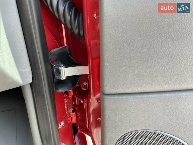 Красный Мерседес Sprinter, объемом двигателя 2.14 л и пробегом 185 тыс. км за 33500 $, фото 44 на Automoto.ua