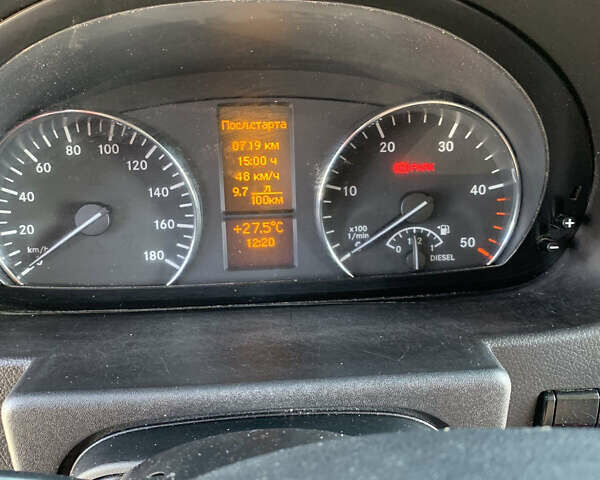 Красный Мерседес Sprinter, объемом двигателя 2.1 л и пробегом 372 тыс. км за 26800 $, фото 17 на Automoto.ua