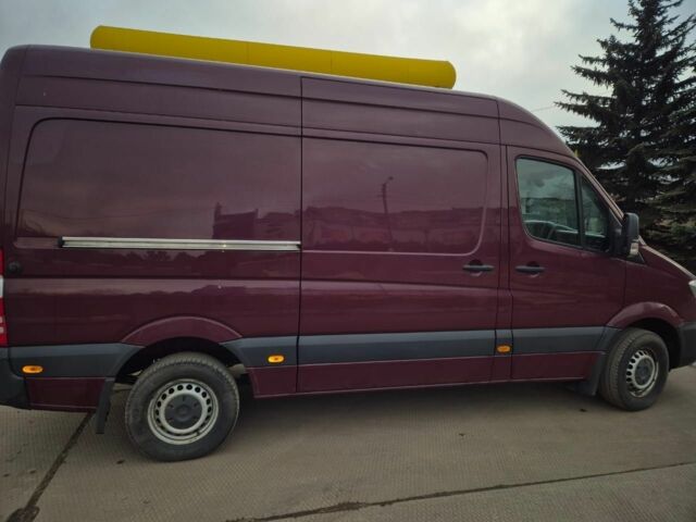 Червоний Мерседес Sprinter, об'ємом двигуна 2 л та пробігом 315 тис. км за 17000 $, фото 6 на Automoto.ua