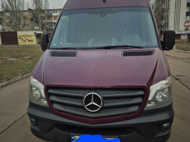 Червоний Мерседес Sprinter, об'ємом двигуна 2 л та пробігом 315 тис. км за 17000 $, фото 1 на Automoto.ua