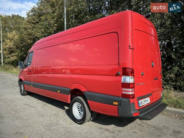 Красный Мерседес Sprinter, объемом двигателя 2.14 л и пробегом 185 тыс. км за 33500 $, фото 3 на Automoto.ua