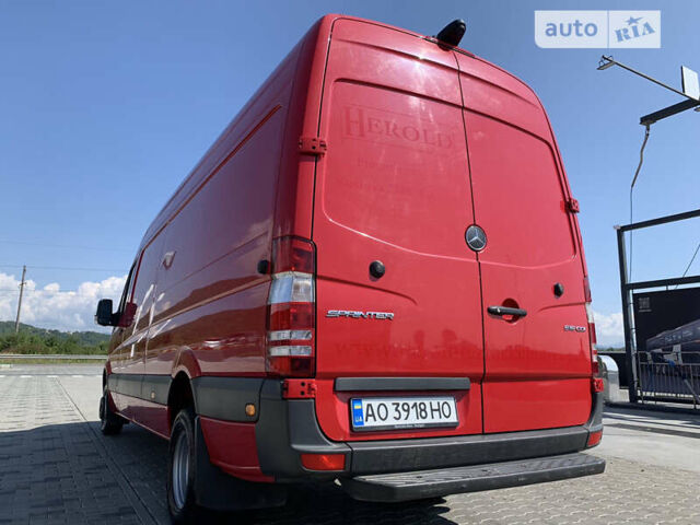 Красный Мерседес Sprinter, объемом двигателя 2.1 л и пробегом 372 тыс. км за 26800 $, фото 6 на Automoto.ua
