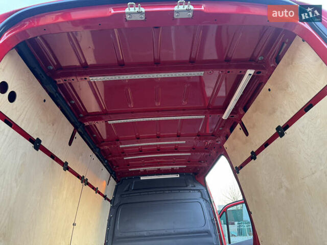 Красный Мерседес Sprinter, объемом двигателя 2.2 л и пробегом 310 тыс. км за 18700 $, фото 48 на Automoto.ua