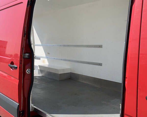 Красный Мерседес Sprinter, объемом двигателя 2.1 л и пробегом 372 тыс. км за 26800 $, фото 8 на Automoto.ua