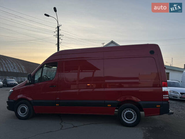 Красный Мерседес Sprinter, объемом двигателя 2.2 л и пробегом 310 тыс. км за 18700 $, фото 17 на Automoto.ua