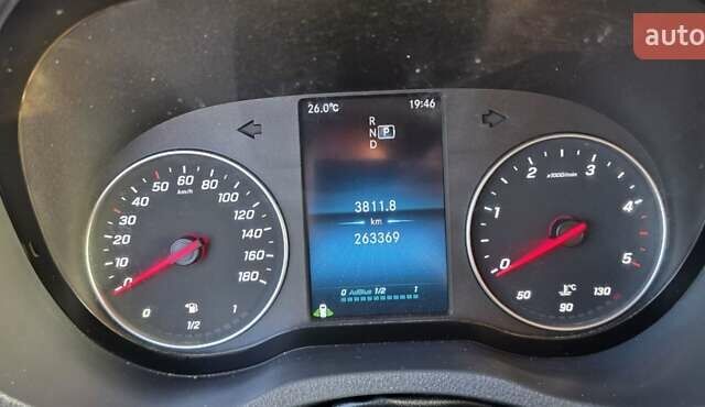 Красный Мерседес Sprinter, объемом двигателя 2.99 л и пробегом 265 тыс. км за 46700 $, фото 23 на Automoto.ua