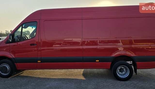 Красный Мерседес Sprinter, объемом двигателя 2.99 л и пробегом 265 тыс. км за 46700 $, фото 4 на Automoto.ua