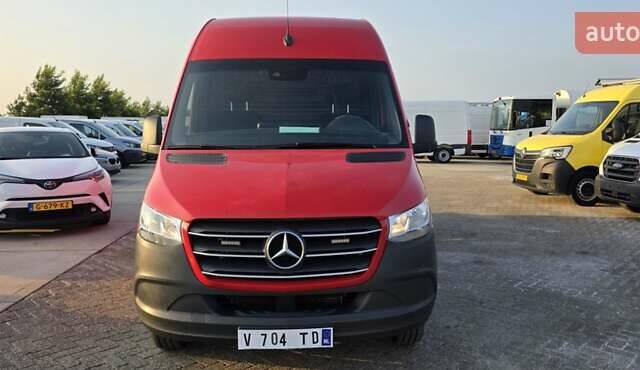 Красный Мерседес Sprinter, объемом двигателя 2.99 л и пробегом 265 тыс. км за 46700 $, фото 17 на Automoto.ua