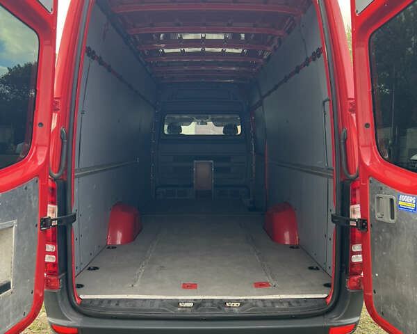 Красный Мерседес Sprinter, объемом двигателя 2.2 л и пробегом 291 тыс. км за 22499 $, фото 12 на Automoto.ua