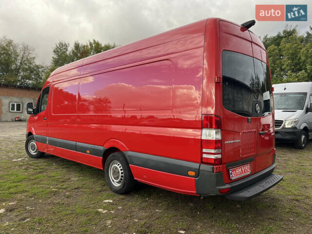 Красный Мерседес Sprinter, объемом двигателя 2.2 л и пробегом 291 тыс. км за 22499 $, фото 2 на Automoto.ua