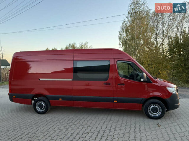 Красный Мерседес Sprinter, объемом двигателя 0 л и пробегом 228 тыс. км за 24800 $, фото 3 на Automoto.ua