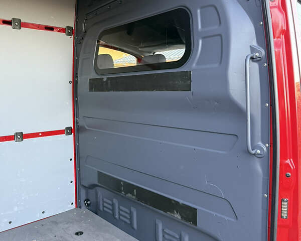 Красный Мерседес Sprinter, объемом двигателя 0 л и пробегом 228 тыс. км за 24800 $, фото 20 на Automoto.ua
