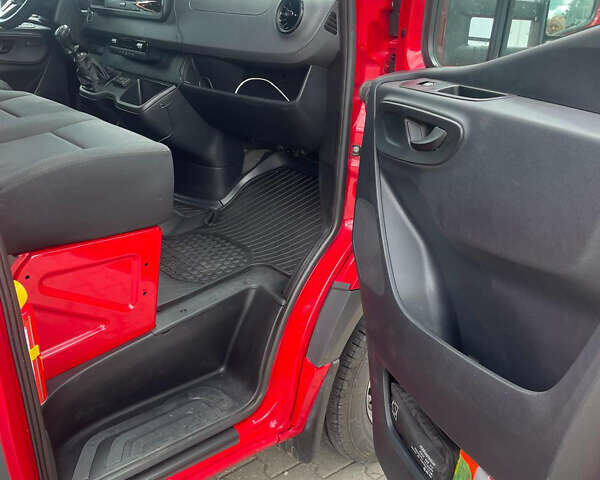 Мерседес Sprinter 2019 в Снятине на Automoto.ua Красный Мерседес Sprinter, объемом двигателя 2.14 л и пробегом 242 тыс. км за 29950 $, фото 25 на Automoto.ua