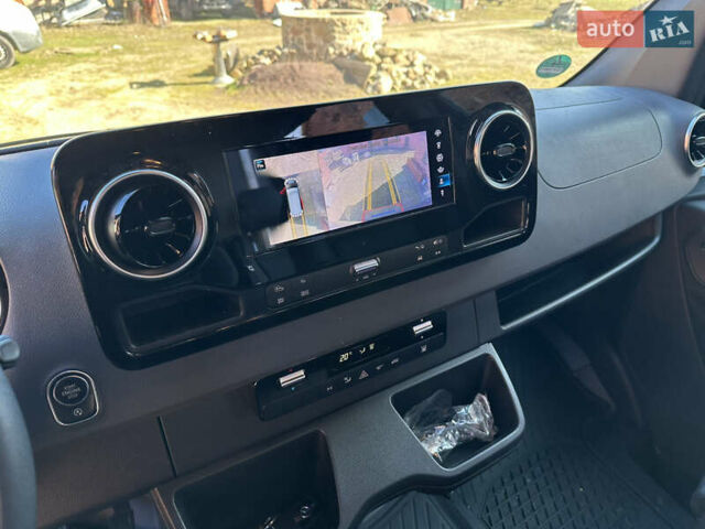 Червоний Мерседес Sprinter, об'ємом двигуна 2.99 л та пробігом 22 тис. км за 59932 $, фото 16 на Automoto.ua