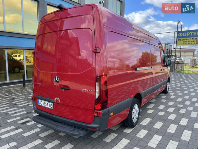 Красный Мерседес Sprinter, объемом двигателя 1.95 л и пробегом 255 тыс. км за 25500 $, фото 6 на Automoto.ua