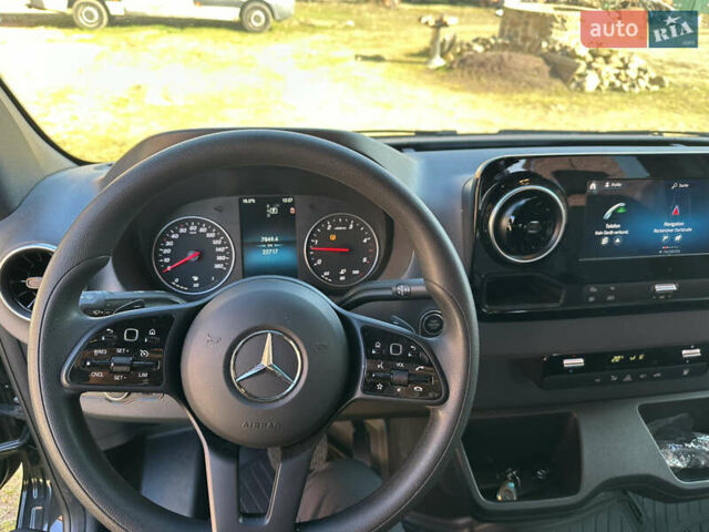 Червоний Мерседес Sprinter, об'ємом двигуна 2.99 л та пробігом 22 тис. км за 59932 $, фото 11 на Automoto.ua