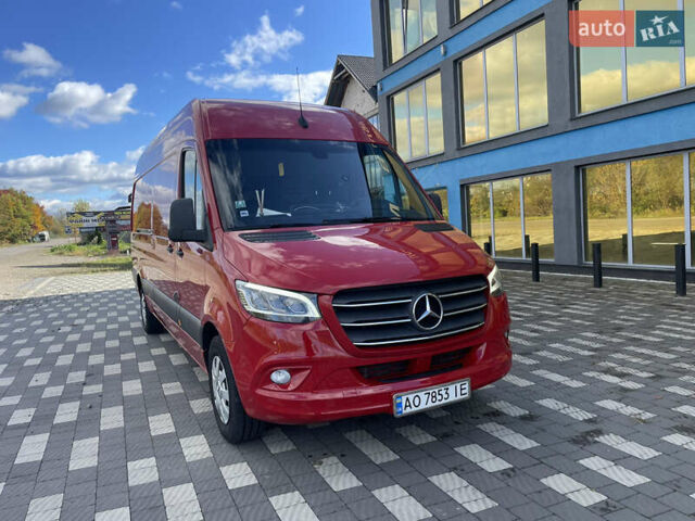 Красный Мерседес Sprinter, объемом двигателя 1.95 л и пробегом 255 тыс. км за 25500 $, фото 5 на Automoto.ua
