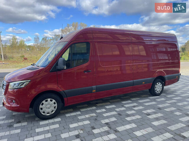 Красный Мерседес Sprinter, объемом двигателя 1.95 л и пробегом 255 тыс. км за 25500 $, фото 2 на Automoto.ua