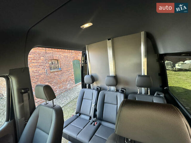 Червоний Мерседес Sprinter, об'ємом двигуна 2.99 л та пробігом 22 тис. км за 59932 $, фото 18 на Automoto.ua