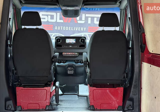Красный Мерседес Sprinter, объемом двигателя 1.95 л и пробегом 169 тыс. км за 31700 $, фото 93 на Automoto.ua