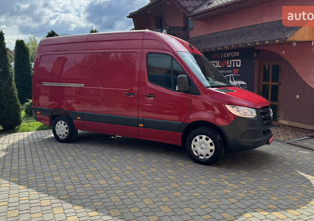 Красный Мерседес Sprinter, объемом двигателя 1.95 л и пробегом 169 тыс. км за 31700 $, фото 2 на Automoto.ua
