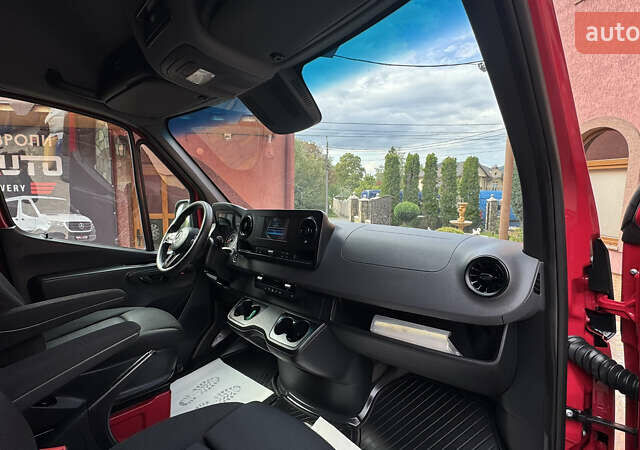 Красный Мерседес Sprinter, объемом двигателя 1.95 л и пробегом 169 тыс. км за 31700 $, фото 85 на Automoto.ua