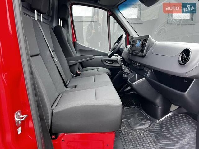 Красный Мерседес Sprinter, объемом двигателя 1.95 л и пробегом 229 тыс. км за 29500 $, фото 14 на Automoto.ua