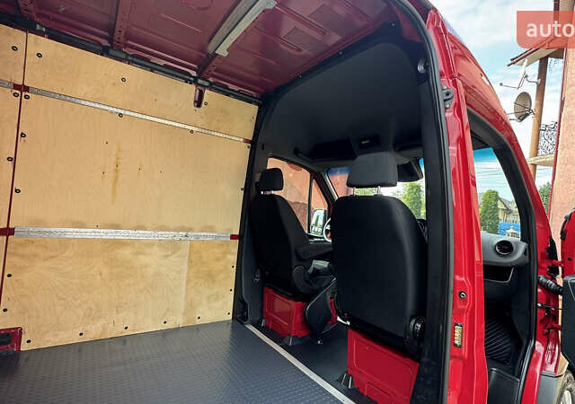 Красный Мерседес Sprinter, объемом двигателя 1.95 л и пробегом 169 тыс. км за 31700 $, фото 57 на Automoto.ua