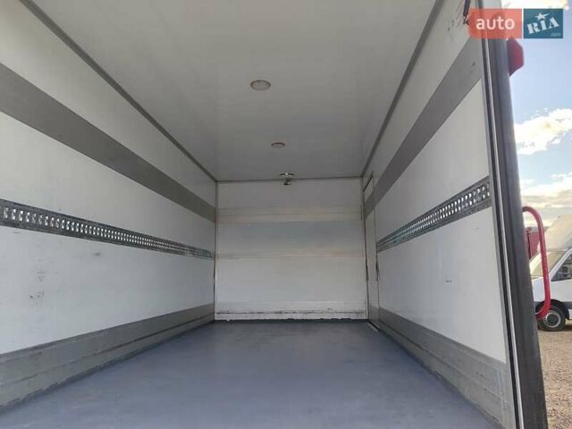 Червоний Мерседес Sprinter, об'ємом двигуна 3 л та пробігом 231 тис. км за 43500 $, фото 27 на Automoto.ua