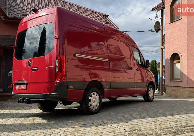 Красный Мерседес Sprinter, объемом двигателя 1.95 л и пробегом 169 тыс. км за 31700 $, фото 5 на Automoto.ua