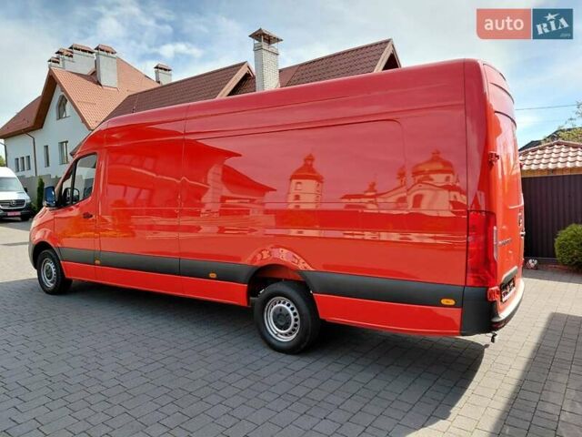 Красный Мерседес Sprinter, объемом двигателя 3 л и пробегом 390 тыс. км за 38334 $, фото 8 на Automoto.ua