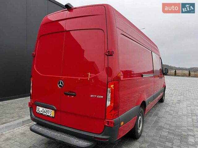 Красный Мерседес Sprinter, объемом двигателя 1.95 л и пробегом 229 тыс. км за 29500 $, фото 28 на Automoto.ua