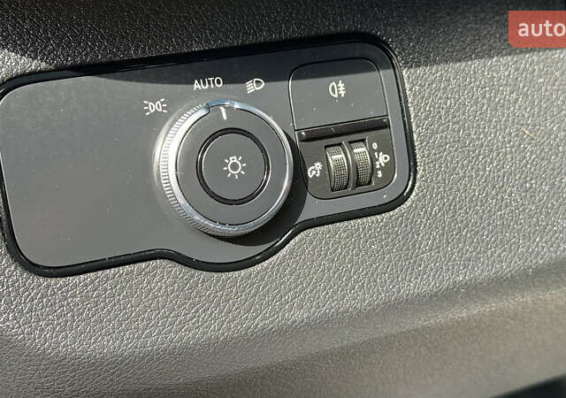 Красный Мерседес Sprinter, объемом двигателя 1.95 л и пробегом 169 тыс. км за 31700 $, фото 75 на Automoto.ua