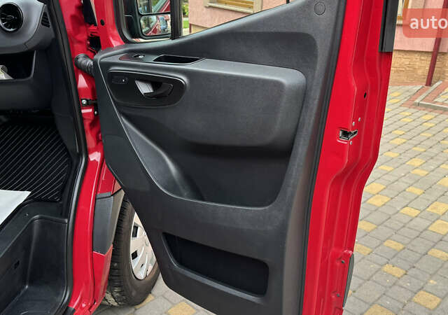 Красный Мерседес Sprinter, объемом двигателя 1.95 л и пробегом 169 тыс. км за 31700 $, фото 82 на Automoto.ua