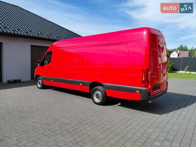 Красный Мерседес Sprinter, объемом двигателя 3 л и пробегом 390 тыс. км за 38334 $, фото 13 на Automoto.ua