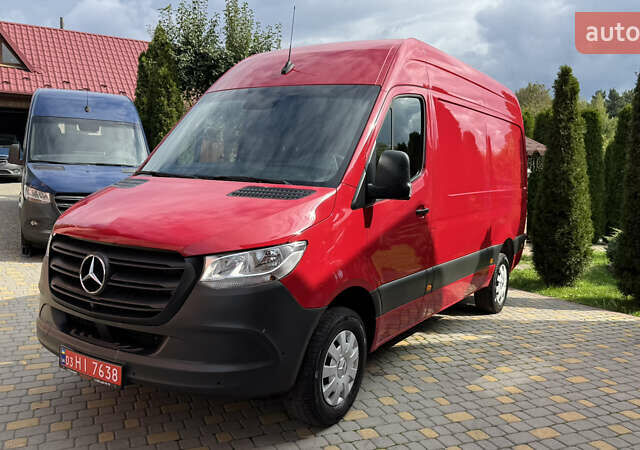 Красный Мерседес Sprinter, объемом двигателя 1.95 л и пробегом 169 тыс. км за 31700 $, фото 13 на Automoto.ua