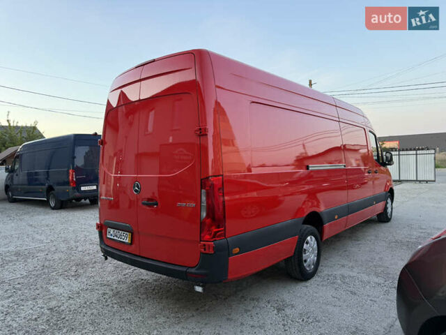 Красный Мерседес Sprinter, объемом двигателя 3 л и пробегом 379 тыс. км за 35999 $, фото 10 на Automoto.ua