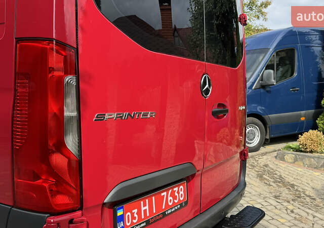 Красный Мерседес Sprinter, объемом двигателя 1.95 л и пробегом 169 тыс. км за 31700 $, фото 11 на Automoto.ua