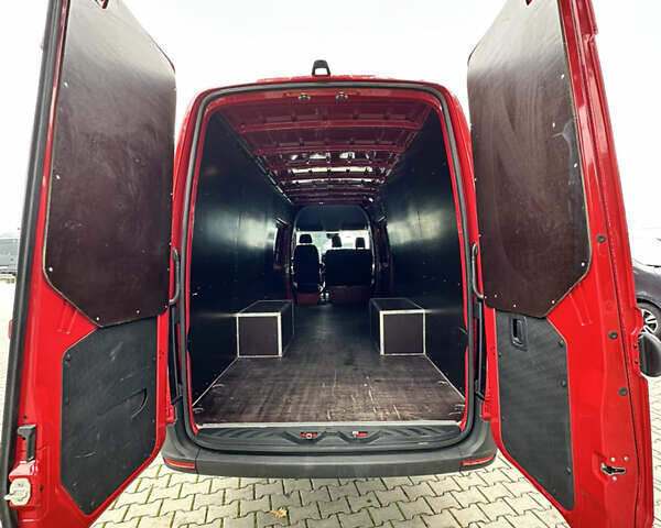 Красный Мерседес Sprinter, объемом двигателя 2 л и пробегом 113 тыс. км за 42900 $, фото 15 на Automoto.ua