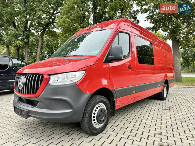 Красный Мерседес Sprinter, объемом двигателя 2 л и пробегом 113 тыс. км за 42900 $, фото 2 на Automoto.ua