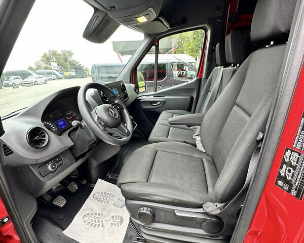 Красный Мерседес Sprinter, объемом двигателя 2 л и пробегом 113 тыс. км за 42900 $, фото 19 на Automoto.ua