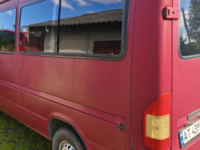 Красный Мерседес Sprinter, объемом двигателя 2.1 л и пробегом 22 тыс. км за 6400 $, фото 7 на Automoto.ua