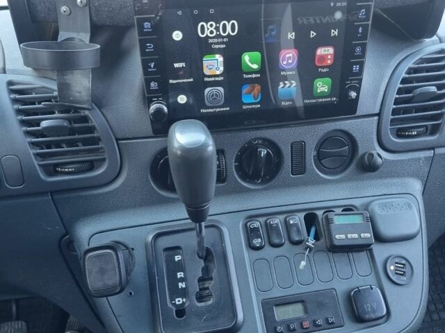 Красный Мерседес Sprinter, объемом двигателя 2.69 л и пробегом 280 тыс. км за 7800 $, фото 6 на Automoto.ua