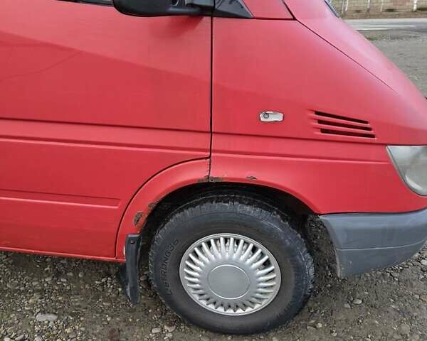 Червоний Мерседес Sprinter, об'ємом двигуна 2.15 л та пробігом 450 тис. км за 6500 $, фото 8 на Automoto.ua
