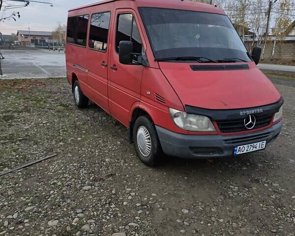 Червоний Мерседес Sprinter, об'ємом двигуна 2.15 л та пробігом 450 тис. км за 6500 $, фото 9 на Automoto.ua