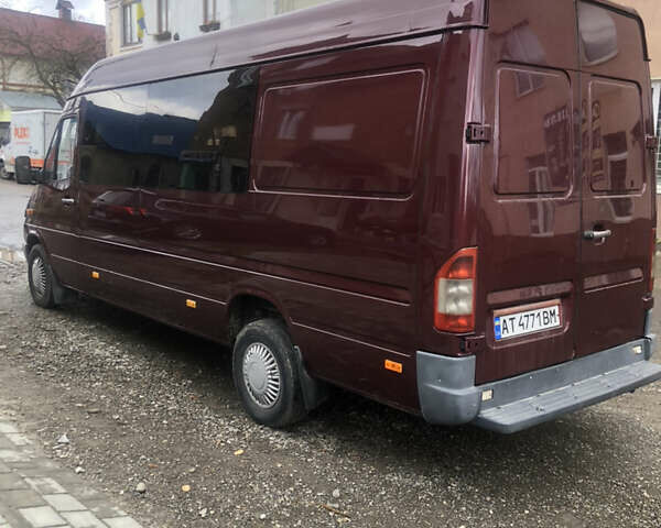 Червоний Мерседес Sprinter, об'ємом двигуна 2.7 л та пробігом 530 тис. км за 11200 $, фото 20 на Automoto.ua