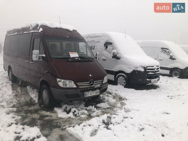 Червоний Мерседес Sprinter, об'ємом двигуна 2.7 л та пробігом 530 тис. км за 11200 $, фото 16 на Automoto.ua